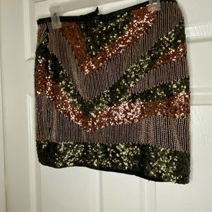 H&M sequin skirt size 6